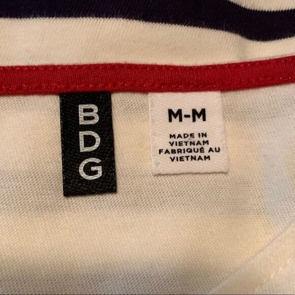 3 for $30! Urban outfitters BDG cropped stripped tee - Picture 3 of 9